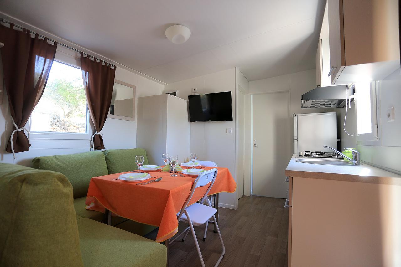 מורטר Mobile Homes-Slanica מראה חיצוני תמונה