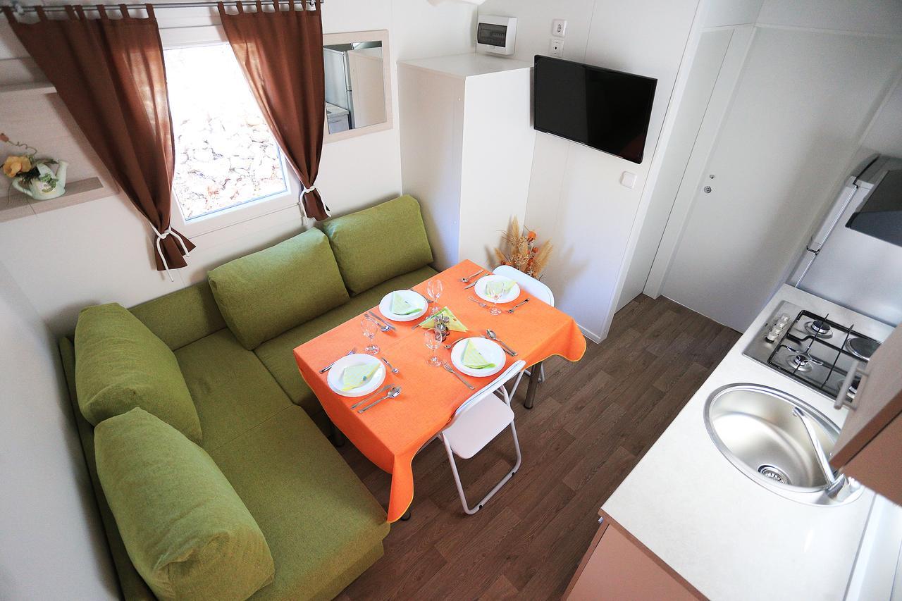 מורטר Mobile Homes-Slanica מראה חיצוני תמונה