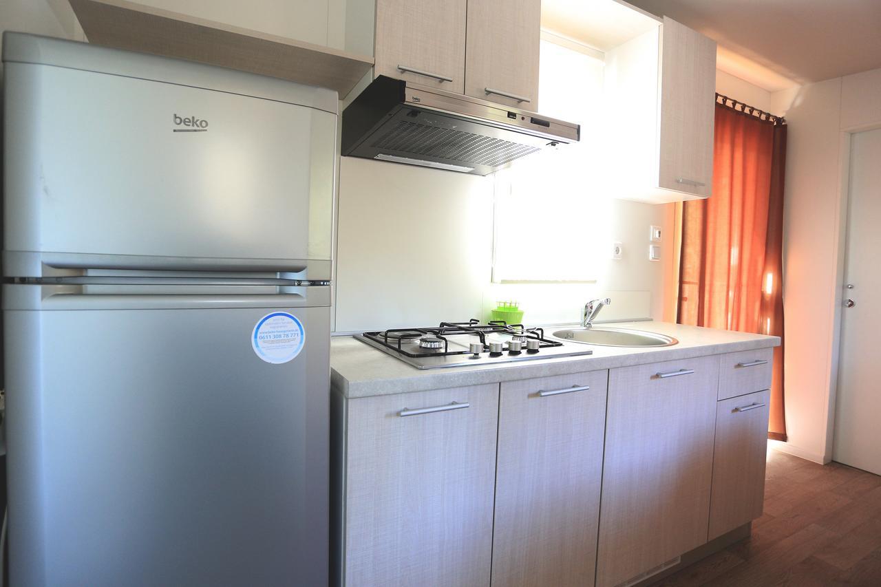 מורטר Mobile Homes-Slanica מראה חיצוני תמונה