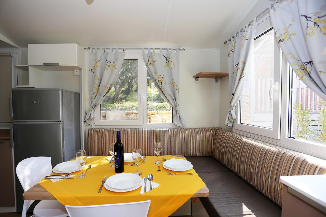 מורטר Mobile Homes-Slanica מראה חיצוני תמונה