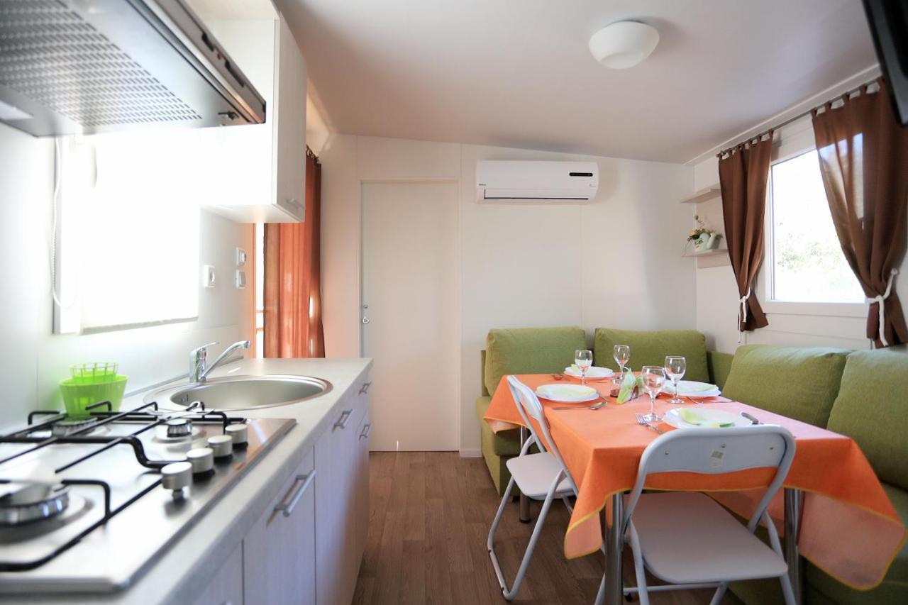 מורטר Mobile Homes-Slanica מראה חיצוני תמונה